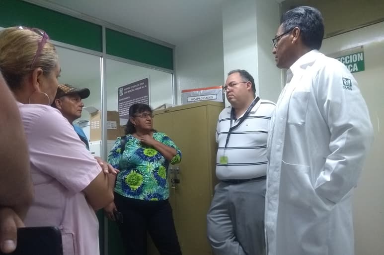 La Dirección del HGZ N° 16 dijo a pacientes que para el lunes debe haber un fisioterapeuta y no los dos que faltan en turno vespertino. (DIANA GONZÁLEZ)