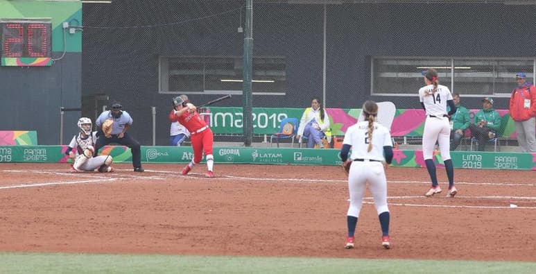 Softbolistas mexicanas son barridas en su debut en Lima 2019