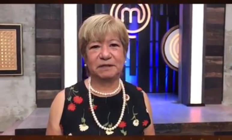 Doña Julia se convirtió en el cuarto participante en abandonar la competencia pero lo hizo llena de comentarios positivos. (ESPECIAL)
