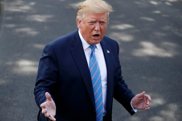 Hoy, en un mensaje en su cuenta de Twitter, Trump dijo que 'los medios tienen una gran responsabilidad por la vida y la seguridad en nuestro país'.
(EFE)