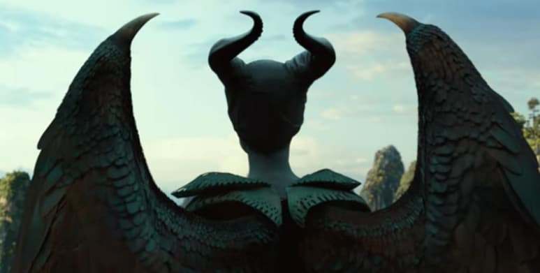 Disney Studios compartió una imagen en Instagram del poster oficial de Maléfica, anunciando nueva fecha de estreno del filme. (ESPECIAL)