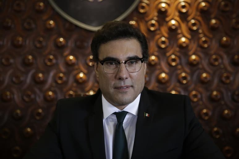 La primera aparición de Eduardo Yáñez en Sin miedo a la verdad se dará en la recta final de la segunda temporada. (ESPECIAL)