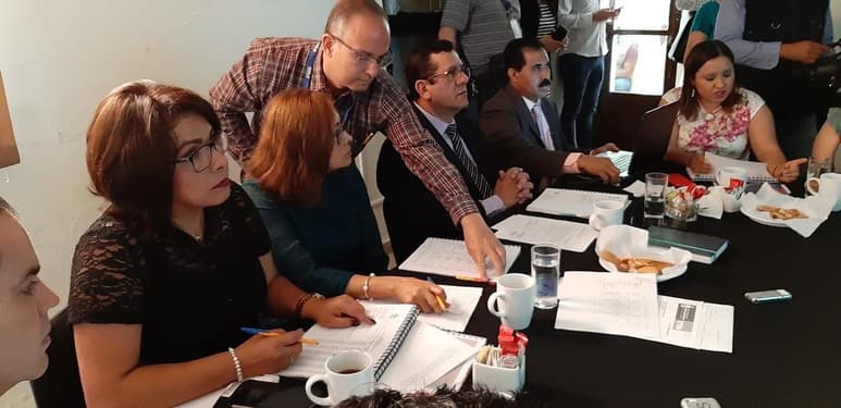 Durante la sesión de la Comisión de Hacienda, el Director de Finanzas Municipales reconoció haber usado 8 mdp de línea de crédito. (EL SIGLO DE TORREÓN)