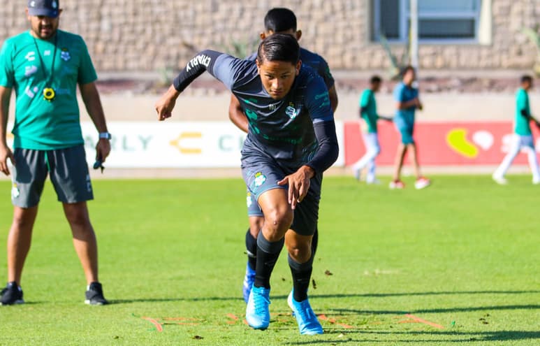 El juvenil mediocampista ha sido una de las gratas sorpresas del técnico Guillermo Almada durante este Apertura 2019 de la Liga MX.