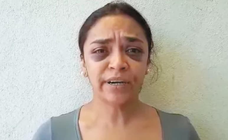 Torres relató que tras ser víctima de un intento de violación, los agentes municipales la detuvieron, la subieron a una patrulla y, cuando les dijo que era periodista, empezaron a agredirla, luego la llevaron a la cárcel preventiva donde fue víctima de burlas por su vestimenta, su profesión y su forma de ser.
(ESPECIAL)