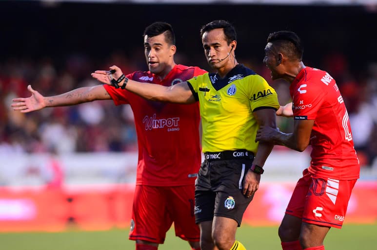 El equipo veracruzano perdió en los minutos finales del encuentro ante el Atlético de San Luis. (ARCHIVO)