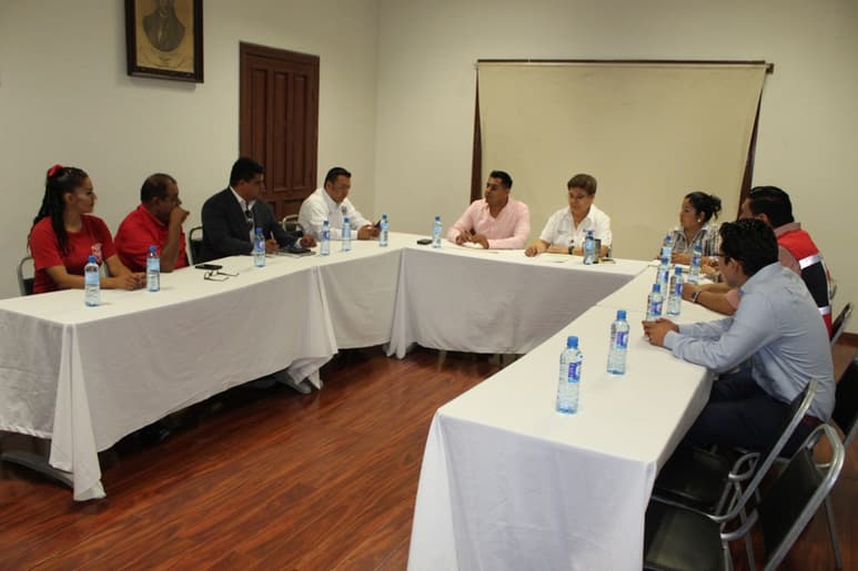 Se conformó el Consejo Ciudadano Municipal, con el que las autoridades y los ciudadanos abordarán temas de seguridad pública. (EL SIGLO DE TORREÓN/GUADALUPE MIRANDA)