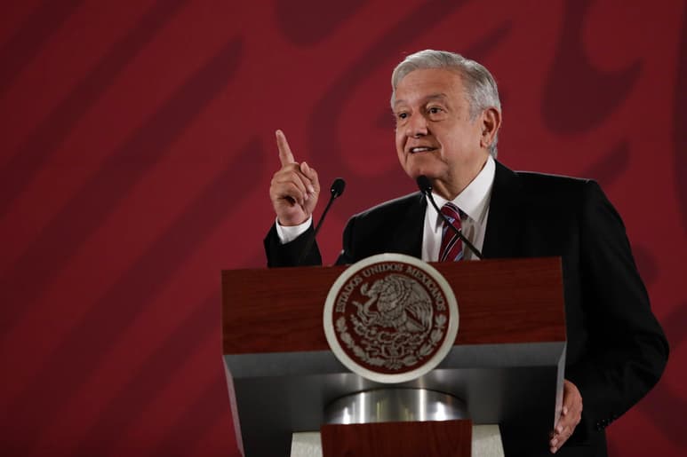 El mandatario manifestó su respeto por la autonomía de los poderes Legislativo y Judicial. (EL UNIVERSAL)