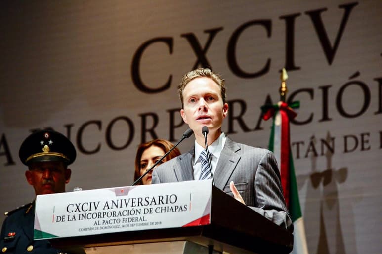 Manuel Velasco Coello regresa, el próximo jueves 5 de septiembre, al Senado de la República, tras un año de haber solicitado licencia. (ARCHIVO)