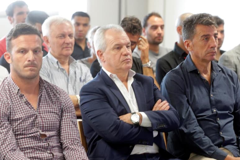 Javier Aguirre fue el técnico del Zaragoza en ese partido contra el Levante en 2011. (EFE)