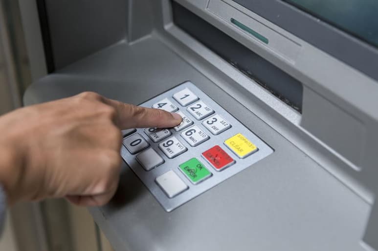 La última falla en el servicio bancario fue registrada el día de ayer. (ESPECIAL)