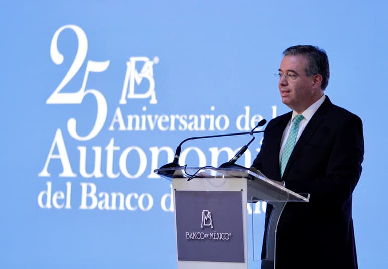 En caso de que progrese el proyecto de dos mil pesos, se tendrá en el anverso el proceso histórico del México contemporáneo. (ARCHIVO)
