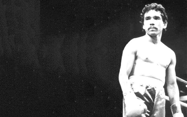 Gilberto Román, conservó el título mundial de peso Supermosca ante Kiyoshi Hatanaka. (ARCHIVO)