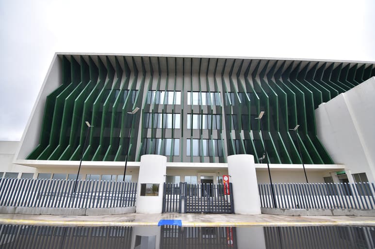 La infraestructura del nuevo Hospital de Especialidades con Oncología de Gómez Palacio se asemeja a instituciones de salud privada. (EL SIGLO DE TORREÓN/ERNESTO RAMÍREZ)