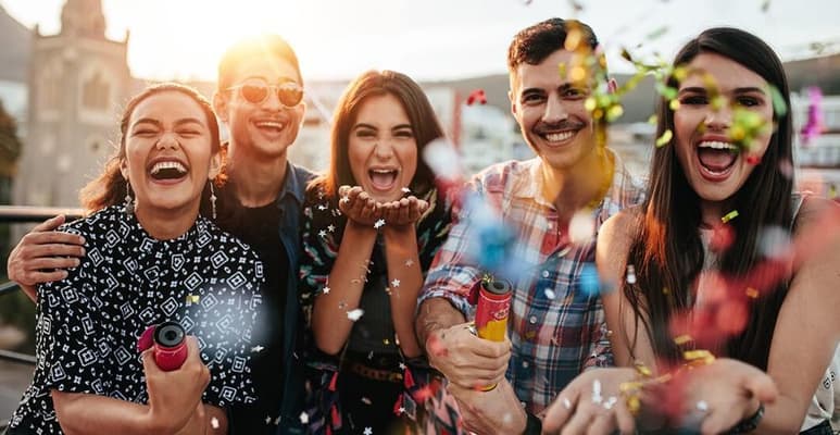 Los niveles de felicidad, en general, han disminuido, dice el estudio. (INTERNET)