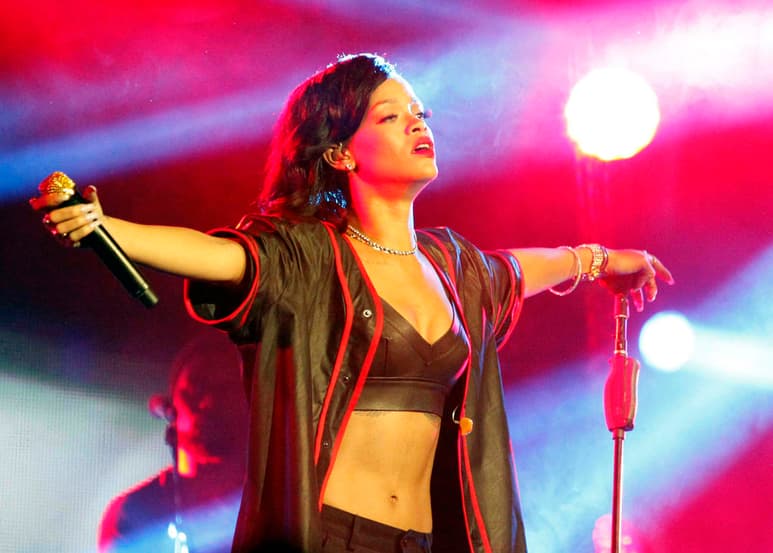 Aunque no hay nada confirmado, se espera que este año Rihanna saque disco. (ARCHIVO)