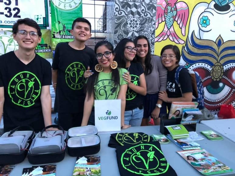 En la Noche Mexicana de este sábado 14 de septiembre en el 'Vegan Fest' del Paseo Morelos, con los integrantes de 'Laguna Vegana', habrá antojitos mexicanos con su cebolla, chile, cilantro. (FACEBOOK)