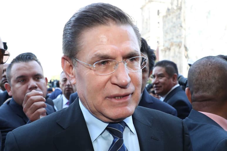 El gobernador de Durango dijo que, al considerar únicamente la población, todos los recursos se quedan en la Ciudad de México y el Estado de México, que son, paradójicamente, quienes menos aportan en temas como educación. (ARCHIVO)
