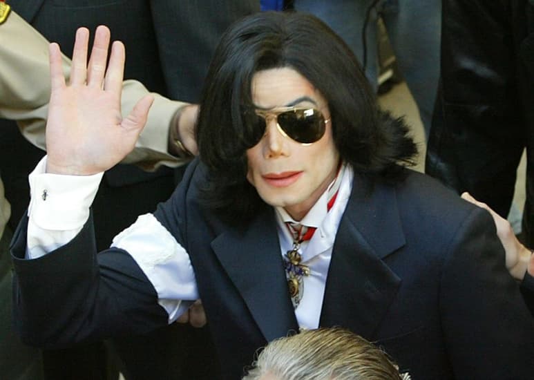Enojados. La familia del cantante Michael Jackson enfurece por premio a documental Leaving Neverland. (ARCHIVO)