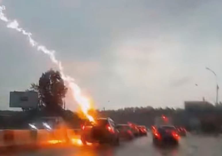 Nadie resultó herido. (CAPTURA)