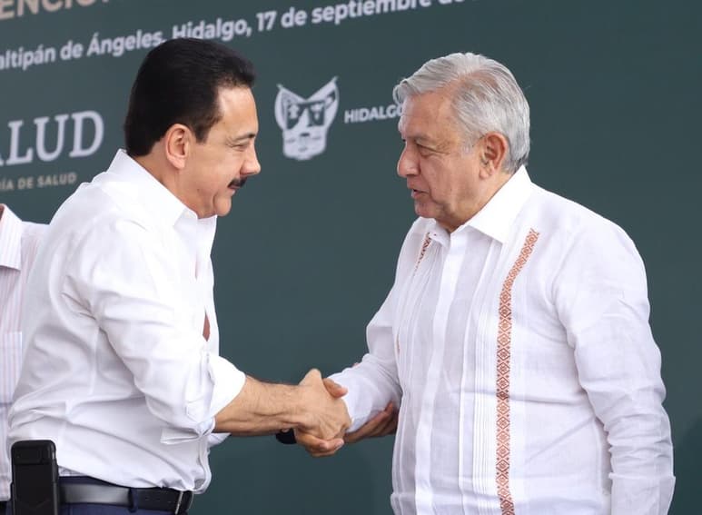 En su oportunidad, el gobernador Omar Fayad (PRI) respaldó al titular del Ejecutivo federal en su lucha contra la corrupción. (TWITTER)