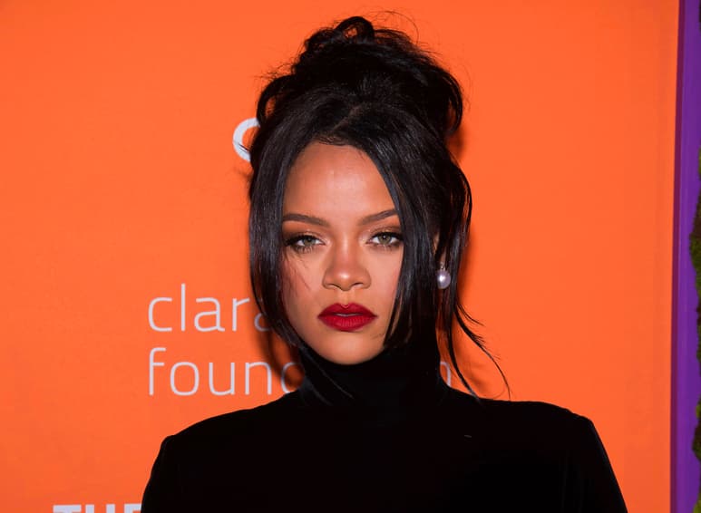Empresaria. Rihanna ofrece su línea de lencería y maquillaje son de precios razonables y dice que no se trata de una estrategia de negocios. (AP)