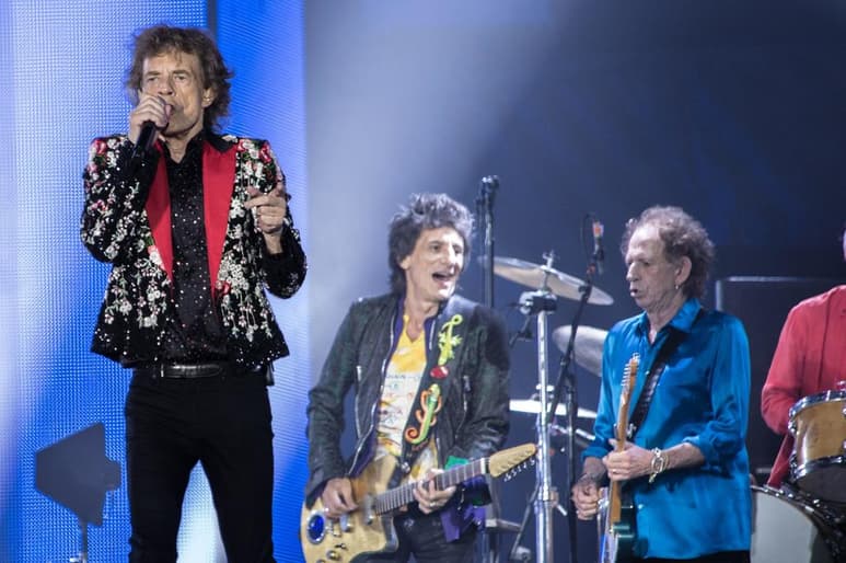 Música. Rolling Stones lanzará material inédito con Bob Dylan, el concierto que la agrupación ofreció en 1998 en Argentina. (ARCHIVO)
