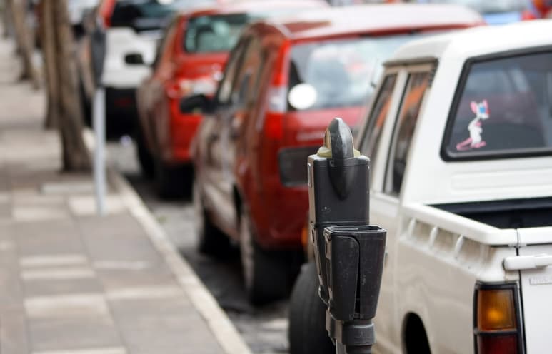 Morena buscará que la prórroga sea de un año y no de tres, con la intención de que se municipalice el servicio de parquímetros. (EL SIGLO DE TORREÓN)