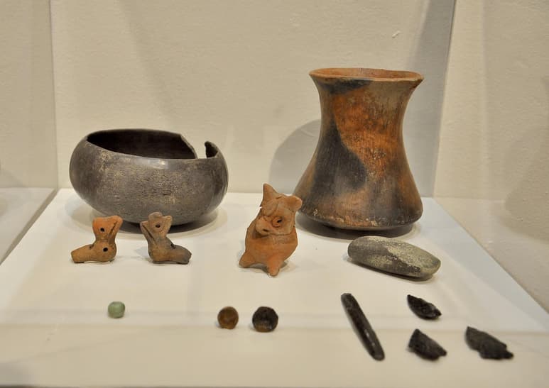 En respuesta a una solicitud de información obtenida por El Universal, el Instituto Nacional de Antropología e Historia detalló que estas denuncias fueron hechas tras encontrarse que en varios portales web y redes sociales se ofertan restos arqueológicos sin ninguna restricción. (ARCHIVO)