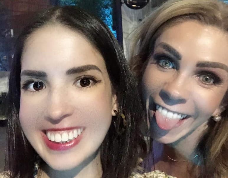 La conductora de televisión Rocío Sánchez Azuara dio a conocer la muerte de su hija Daniela Santiago Sánchez, quien desde hace varios años padecía lupus y tuvo complicaciones de salud hace unas semanas. (INSTAGRAM)