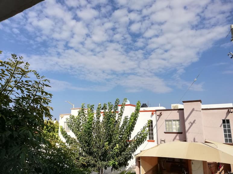 José Abad, previsor del tiempo de Conagua, indicó que a pesar de la entrada del otoño, todavía se registrarán temperaturas cálidas por la mañana y caluroso por la tarde, con un cielo despejado a medio nublado. (EL SIGLO DE TORREÓN)