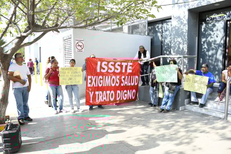 El director dijo que lo espera este martes 24 de septiembre a las 11 de la mañana para atenderle. (FERNANDO COMPEÁN)