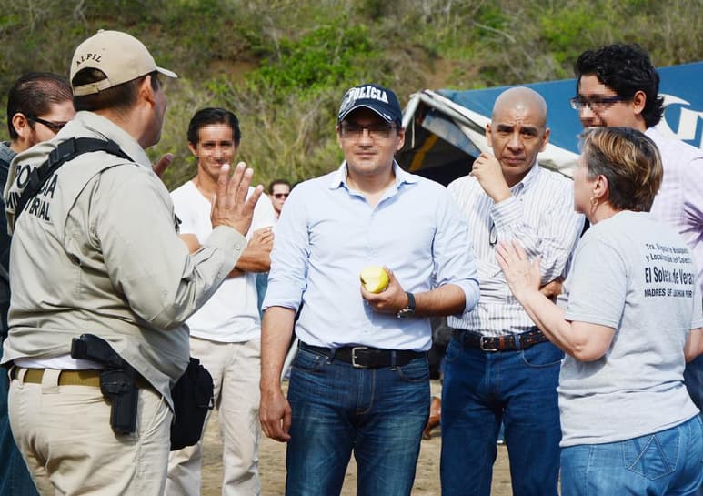 Elementos de la Policía Ministerial llevaron a cabo un cateo en el domicilio del Fiscal Anticorrupción de Veracruz, Marcos Even 'N', contra quien pesa una orden de aprehensión por el presunto delito de privación ilegal de la libertad en su modalidad de secuestro. (ARCHIVO)