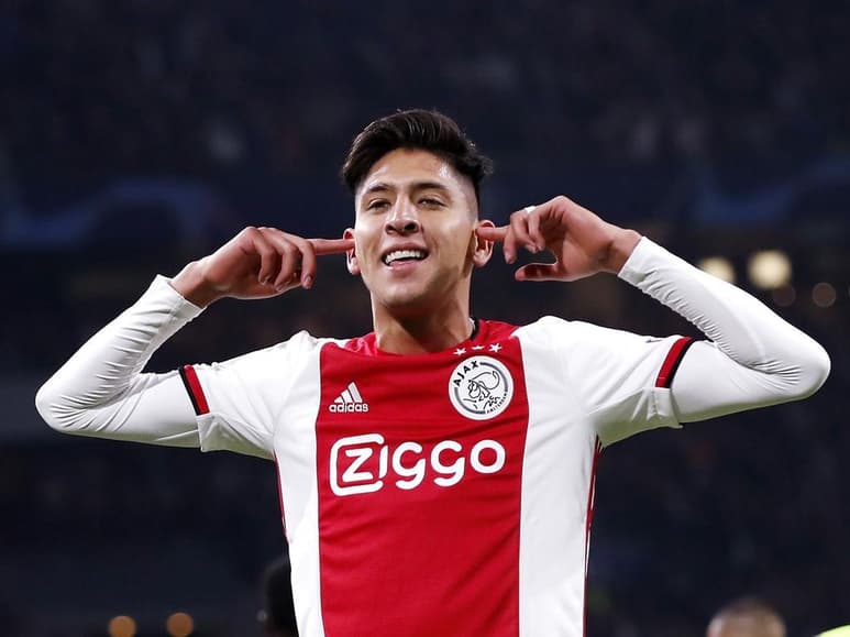 El mexicano y otros cuatro de sus compañeros del Ajax, estarían siendo visoreados por el Real Madrid. (ARCHIVO)