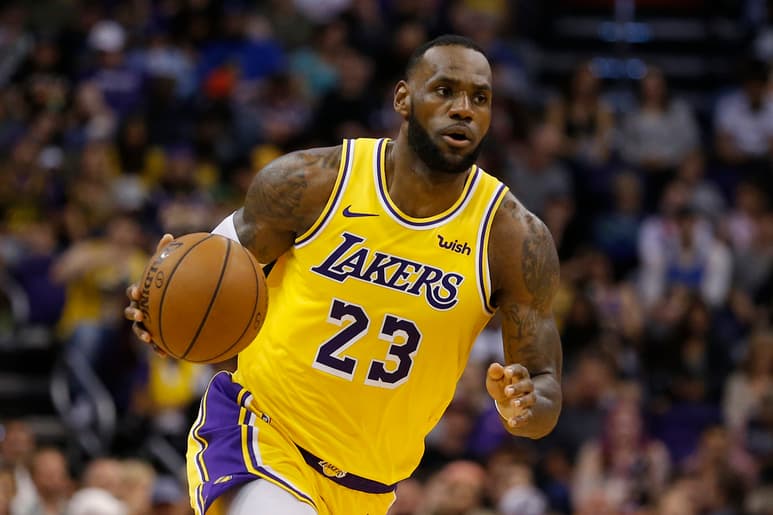 El jugador de los Lakers, LeBron James, es uno de los superestrellas que ha respaldado la nueva ley. (ARCHIVO)