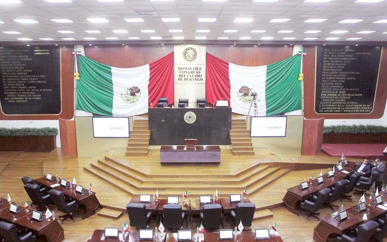 En la sesión del martes se hizo la primera lectura de los dictámenes de 10 municipios del estado de Durango. (EL SIGLO DE TORREÓN)