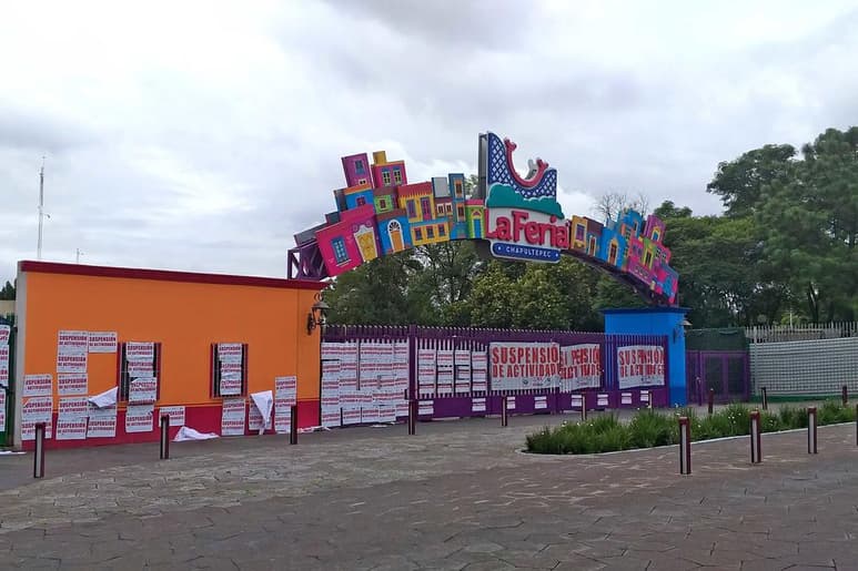 El vocero de la Procuraduría capitalina, Ulises Lara López, indicó que las primeras indagatorias sobre el incidente en un juego mecánico de La Feria de Chapultepec, que dejó dos personas muertas, apuntan a fallas mecánicas y de mantenimiento. (EL UNIVERSAL)