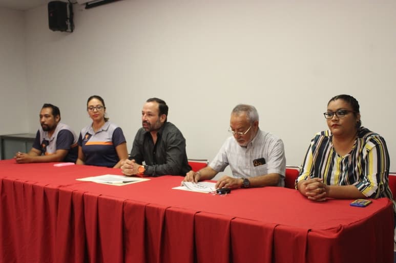 En una reunión de autoridades deportivas, con entrenadores de La Laguna, se dieron a conocer los pormenores de este galardón. (ESPECIAL)