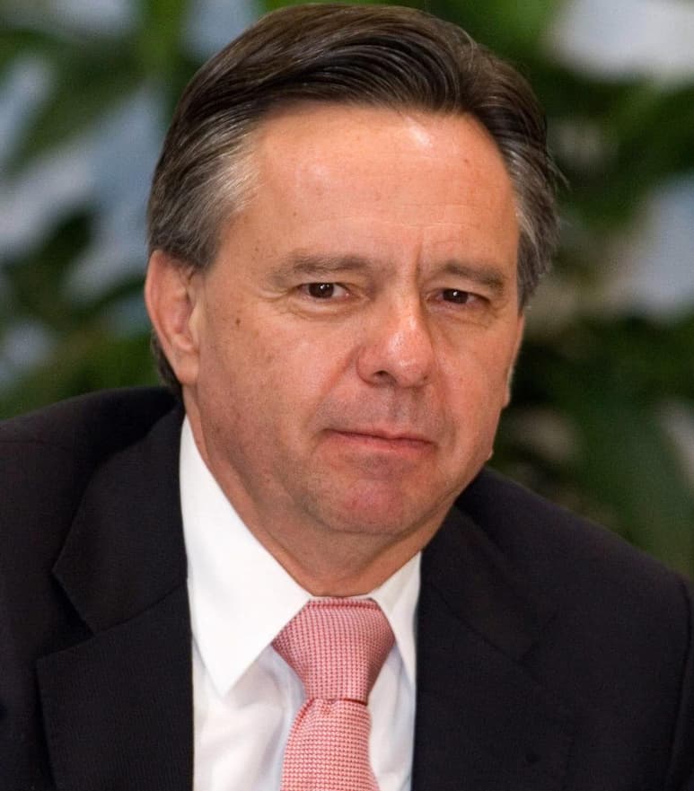 El ministro de la Suprema Corte de Justicia de la Nación (SCJN), Eduardo Medina Mora, es investigado por presunto lavado de dinero. (ARCHIVO)
