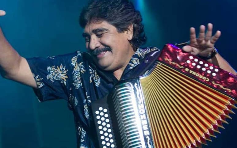 Talento. En el remix colaboran talentos como: Georgel, Esteman, Raymix, Mexican Institute of Sound y Celso Piña. (ARCHIVO)