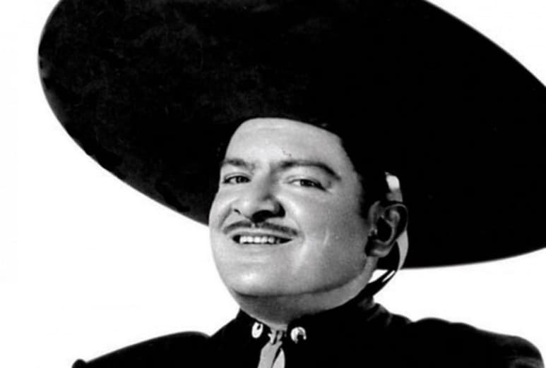 Su hijo aseguró que José Alfredo Jiménez incursionó en la música sin ningún conocimiento de composición. (ESPECIAL)