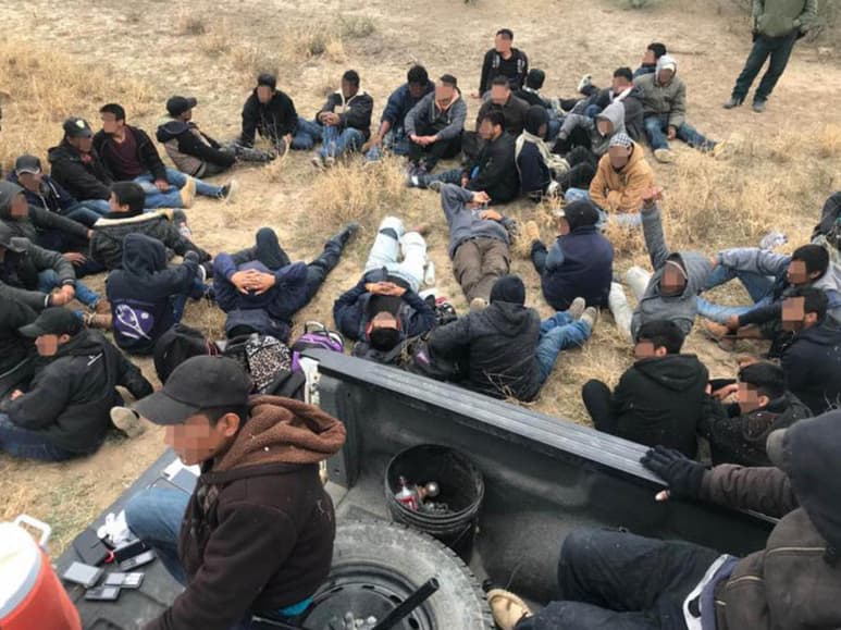 Paul del Rincón, director del puerto fronterizo de Eagle Pass en Texas, reconoció que siguen trabajando en coordinación con las autoridades migratorias de México. (EL SIGLO COAHUILA)