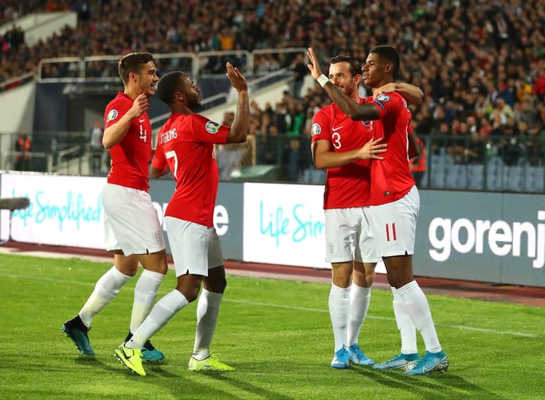 Los ingleses confirmaron su presencia en la próxima justa continental gracias a la goleada que le propinaron a Bulgaria. (EFE)