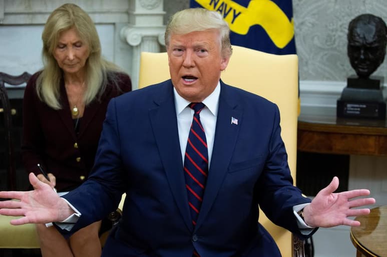 'Si Turquía entra en Siria es entre Turquía y Siria. No es nuestro problema', dijo Donald Trump.