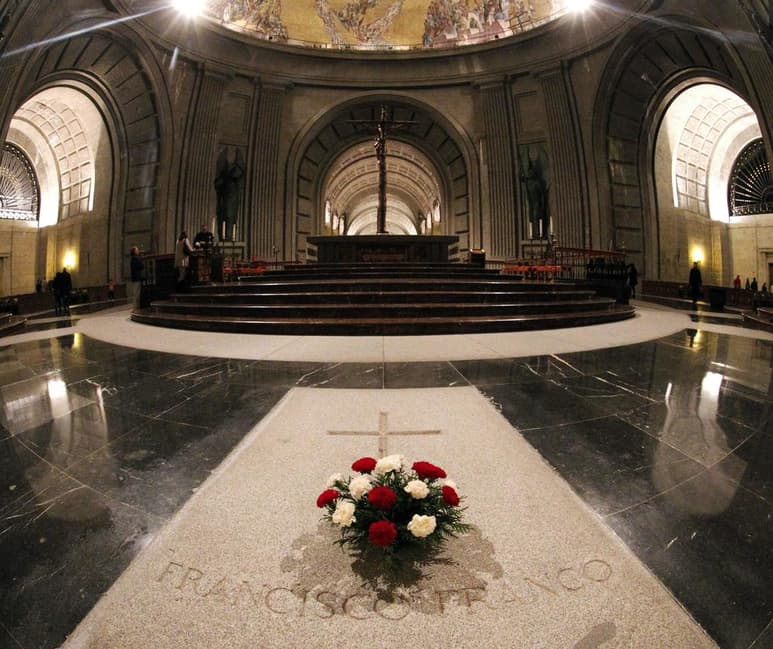 El Tribunal Europeo de Derechos Humanos (TEDH) descartó la querella de la Fundación Francisco Franco para frenar de manera cautelar la exhumación de los restos del dictador del Valle de los Caídos. (ARCHIVO)