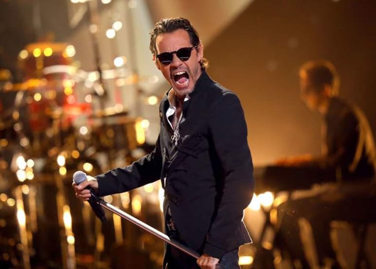 Marc Anthony en los Latin American Music Awards 2019 hizo que muchos asistentes se 'quebraran' al recordar a José José en un homenaje que realizó a quien consideró uno de los exponentes más importantes de la música romántica en Latinoamérica y el mundo. (ESPECIAL)