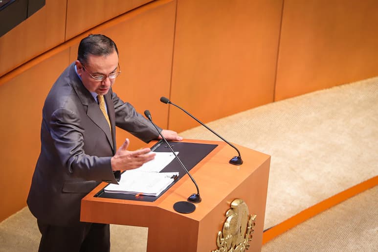 El senador Germán Martínez (Morena) presentó ante la Suprema Corte de Justicia de la Nación (SCJN) un escrito de amicus curiae (amigo de la Corte) mediante el cual pide se declare inconstitucional la denominada Ley Bonilla. (ARCHIVO)