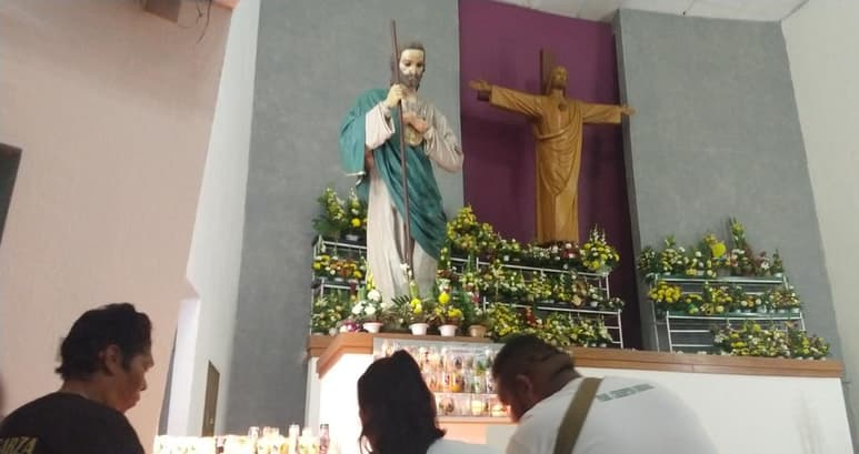Es importante diferenciar el nombre de San Judas Tadeo del de Judas Iscariote, quien traicionó a Jesús y les indicó que era con un beso. (ARCHIVO)