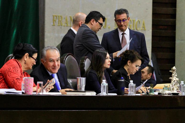 El Pleno de la Cámara de Diputados avaló en lo general y en lo particular la minuta de la Miscelánea Fiscal para el ejercicio 2020, que devolvió el Senado de la República.

