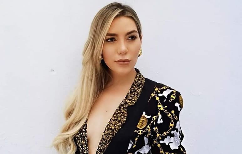 Luego de los dimes y diretes entre Frida Sofía y Alejandra Guzmán, la hija de la rockera no descarta la posibilidad de hacer las paces con su madre, a quien reveló admira en una reciente entrevista. (INSTAGRAM)